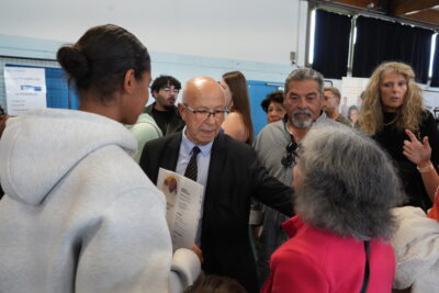 Agrandir l'image 2 sur 3, fenêtre modale