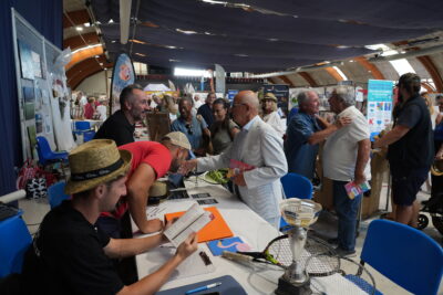 Agrandir l'image 11 sur 77, fenêtre modale