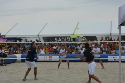 Agrandir l'image 4 sur 49, fenêtre modale