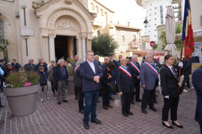 Agrandir l'image 2 sur 39, fenêtre modale