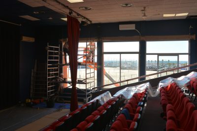 Agrandir l'image 1 sur 2, fenêtre modale