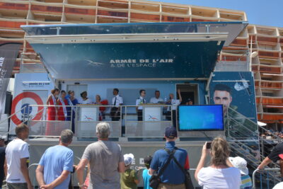 Agrandir l'image 3 sur 90, fenêtre modale