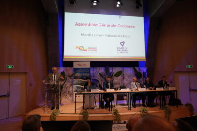 Agrandir l'image 1 sur 2, fenêtre modale