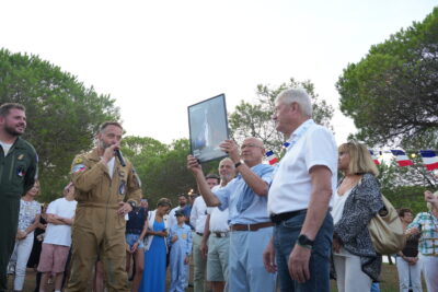 Agrandir l'image 42 sur 44, fenêtre modale