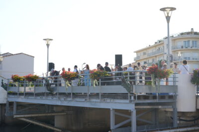 Agrandir l'image 10 sur 11, fenêtre modale