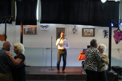 Agrandir l'image 11 sur 12, fenêtre modale